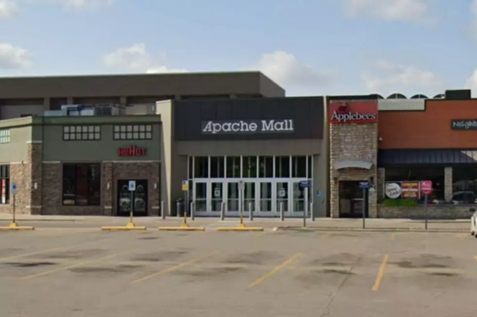 NOW CLOSED: Minnesota-Themed Store At The Apache Mall in Rochester