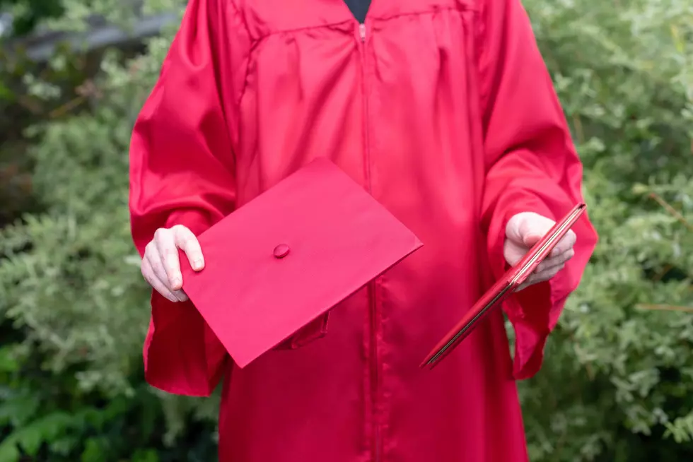 2020 Grads Were Born the Year Eminem Released “Lose Yourself”